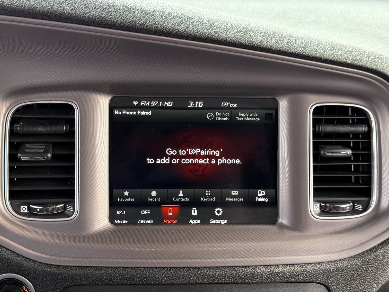 Used 2023 Dodge Charger SXT RWD image 34