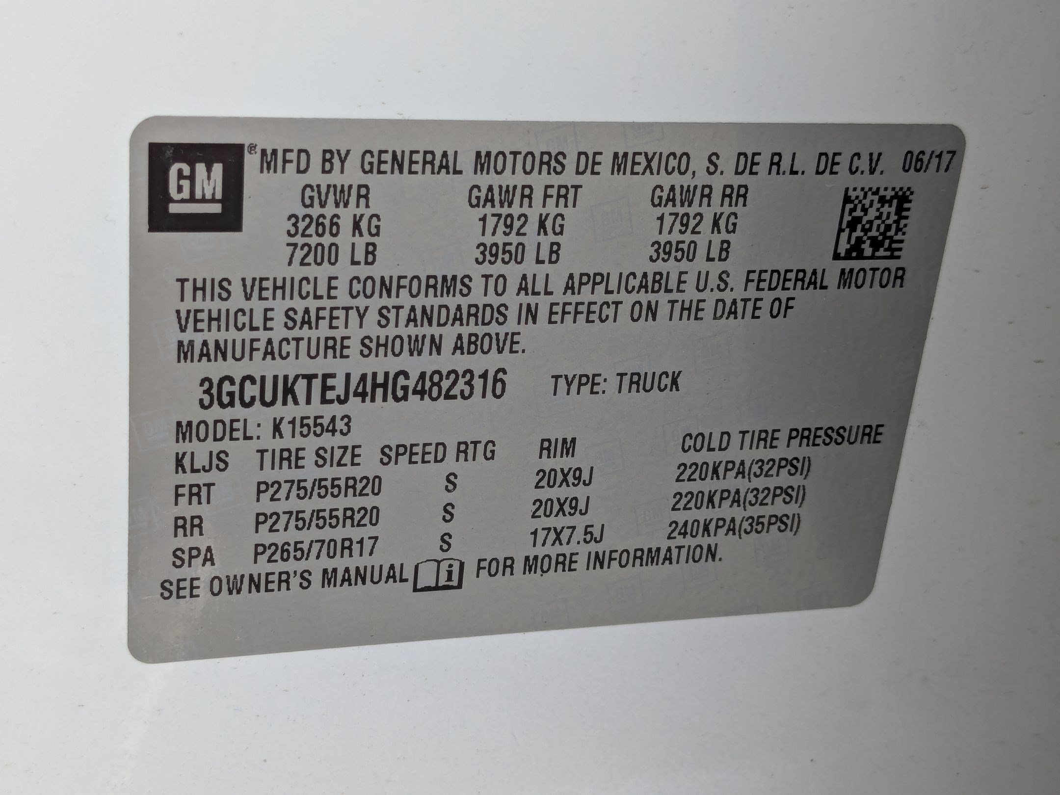 Used 2017 Chevrolet Silverado 1500 High Country w/ High Desert Package AWD/4WD image 31