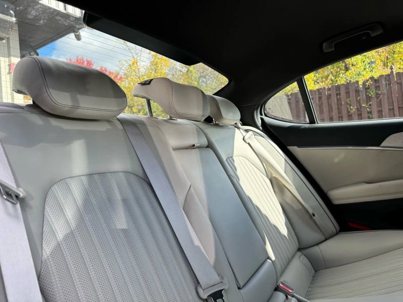 Used 2023 Genesis G70 3.3T w/ Sport Advanced Package image 24
