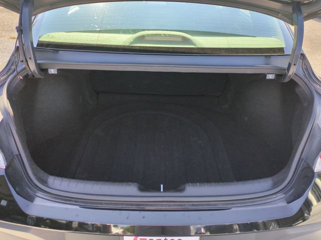 Used 2024 Hyundai Elantra SEL FWD image 30