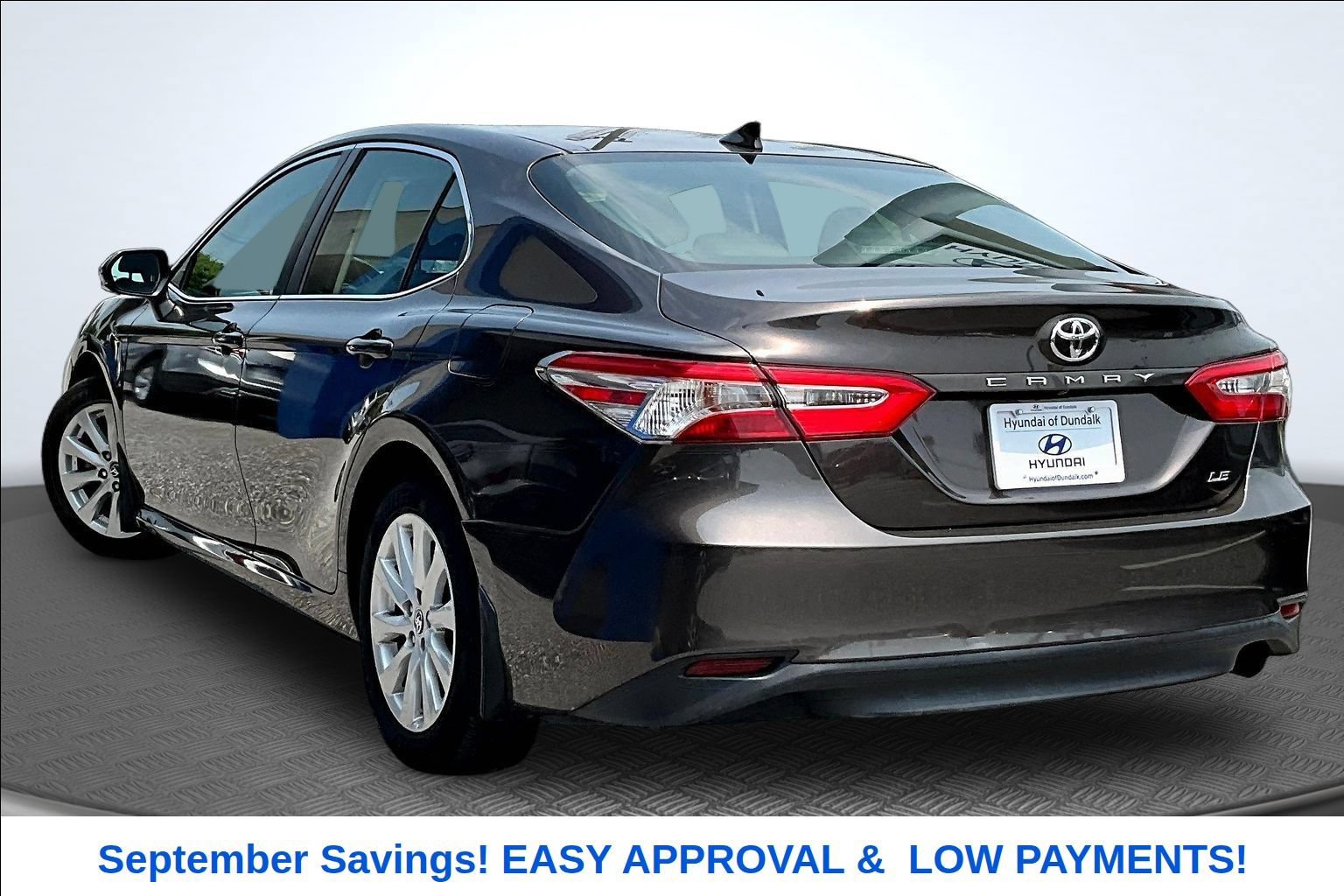Used 2019 Toyota Camry LE FWD image 3