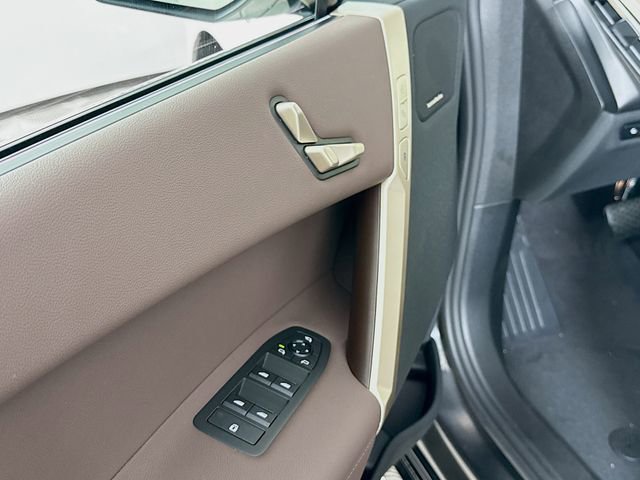Used 2026 BMW iX xDrive45 image 18