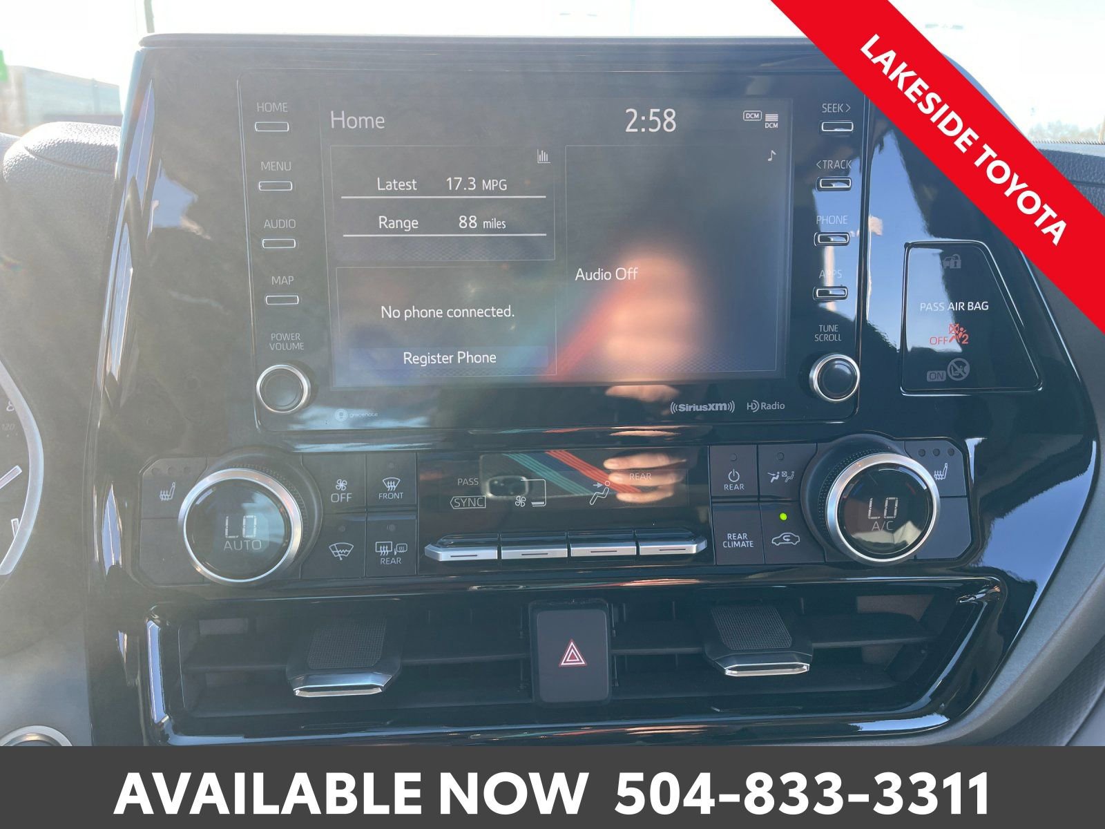 Used 2021 Toyota Highlander XLE image 33