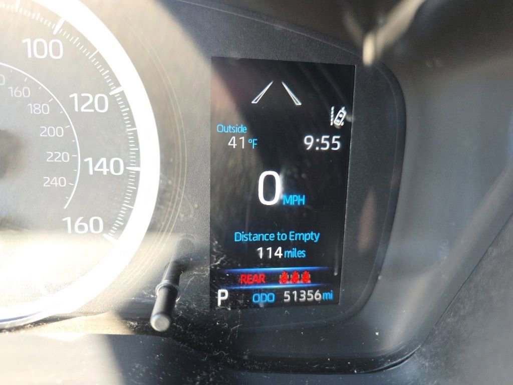 Used 2021 Toyota Corolla LE image 19