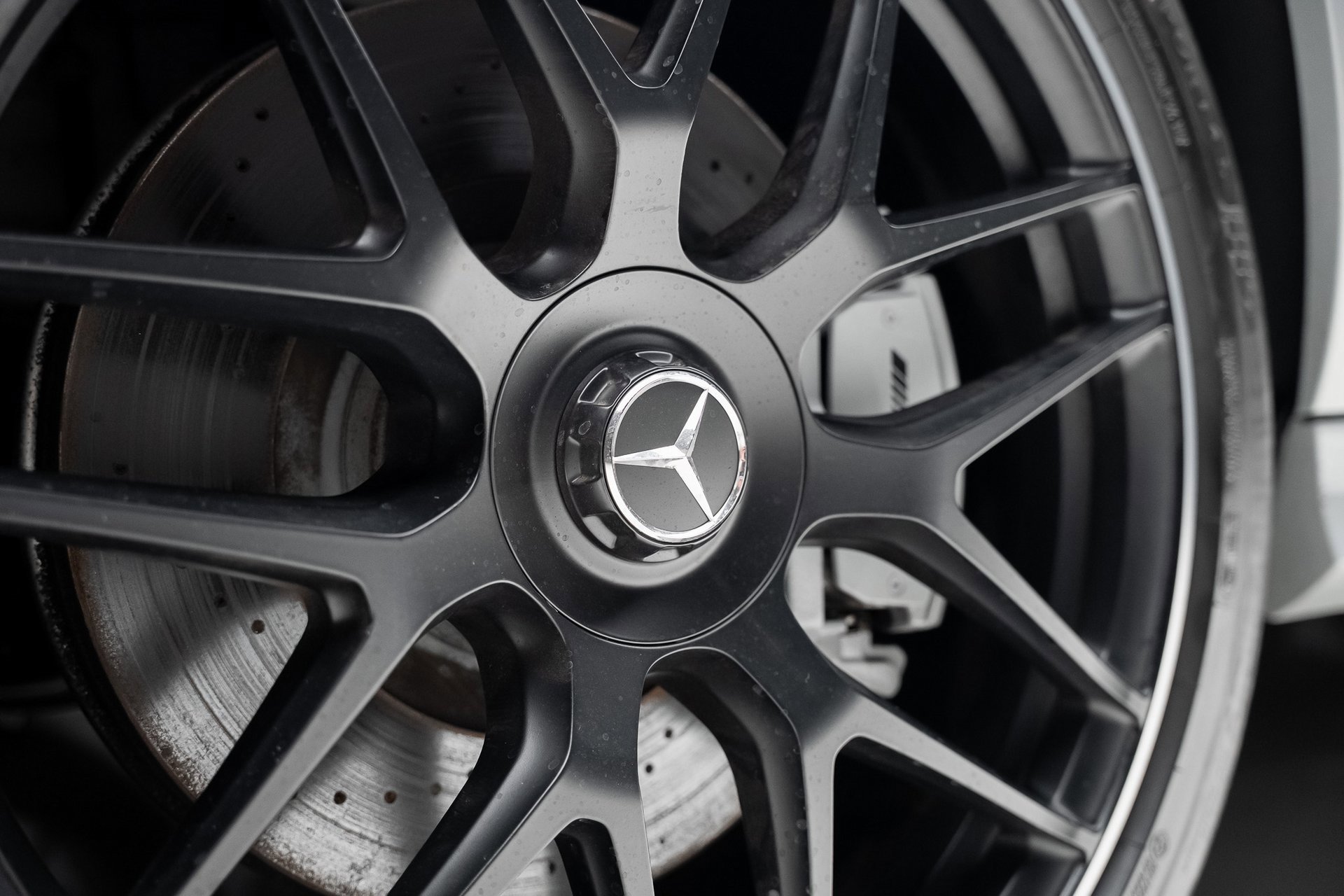 Used 2024 Mercedes-Benz GLE 53 AMG 4MATIC Coupe image 23