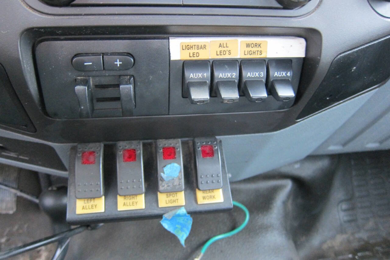 Used 2015 Ford F350 XL w/ Power Equipment Group image 19