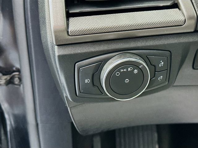 Used 2019 Ford Fusion SE w/ Equipment Group 151A image 10