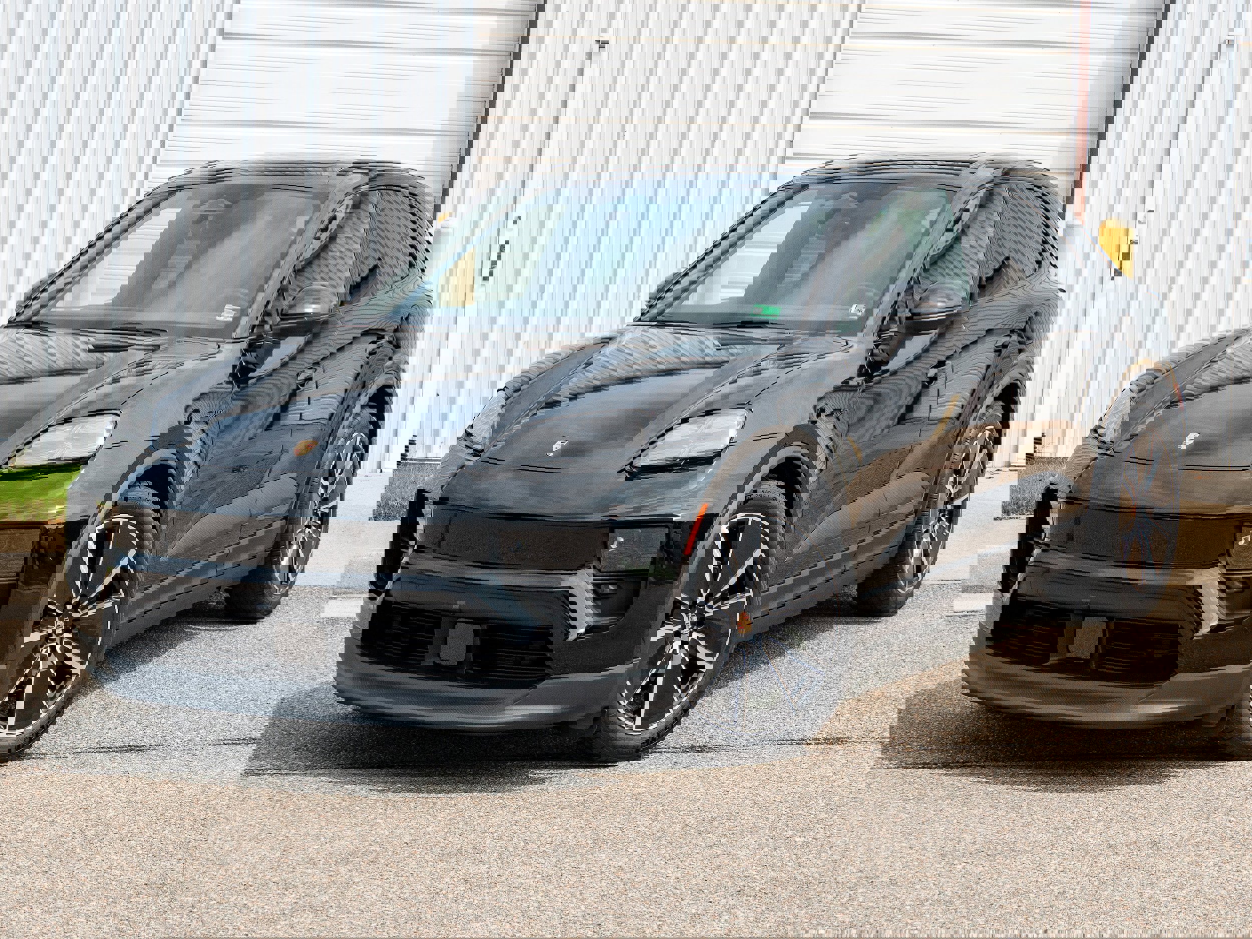 New 2025 Porsche Macan 4 Electric image 1