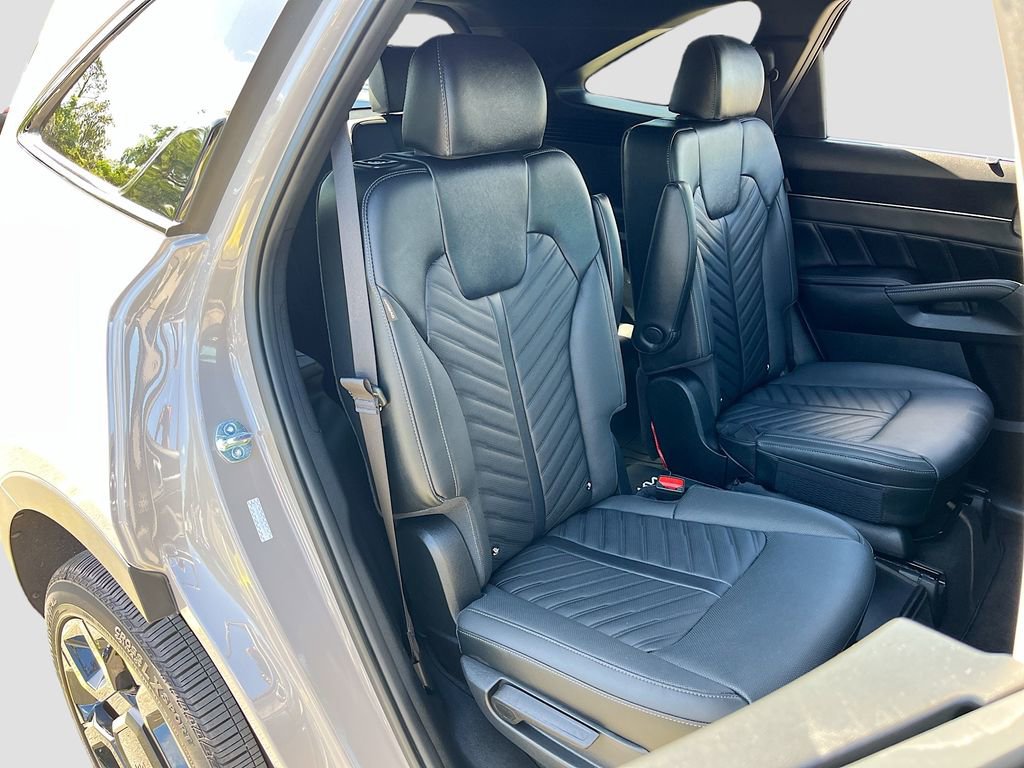 Used 2025 Kia Sorento SX Prestige AWD/4WD image 29