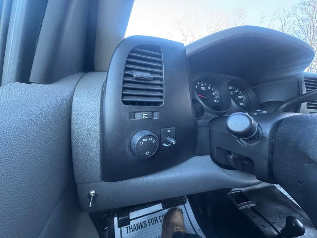 Used 2007 Chevrolet Silverado 1500 W/T image 31