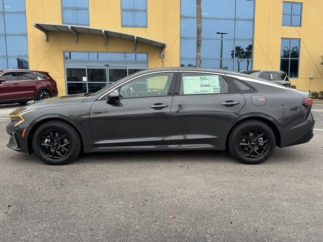 New 2026 Kia K5 LXS FWD image 3