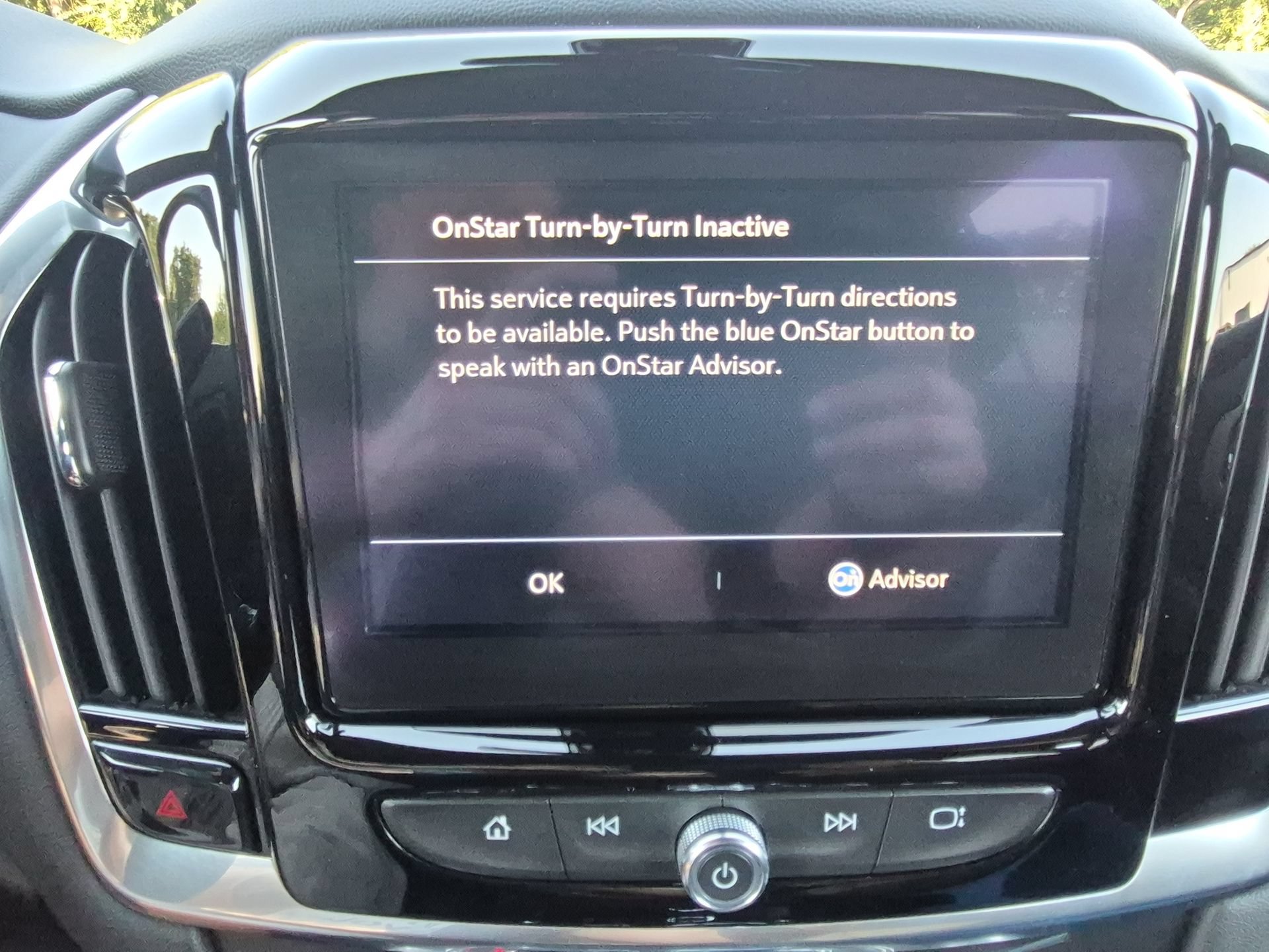 Used 2023 Chevrolet Traverse LT w/ Rear Camera Mirror Package AWD/4WD image 16
