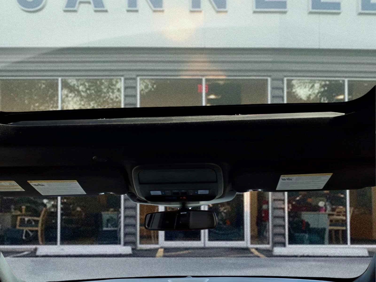 Used 2023 Ford Explorer ST-Line w/ Class IV Trailer Tow Package image 13