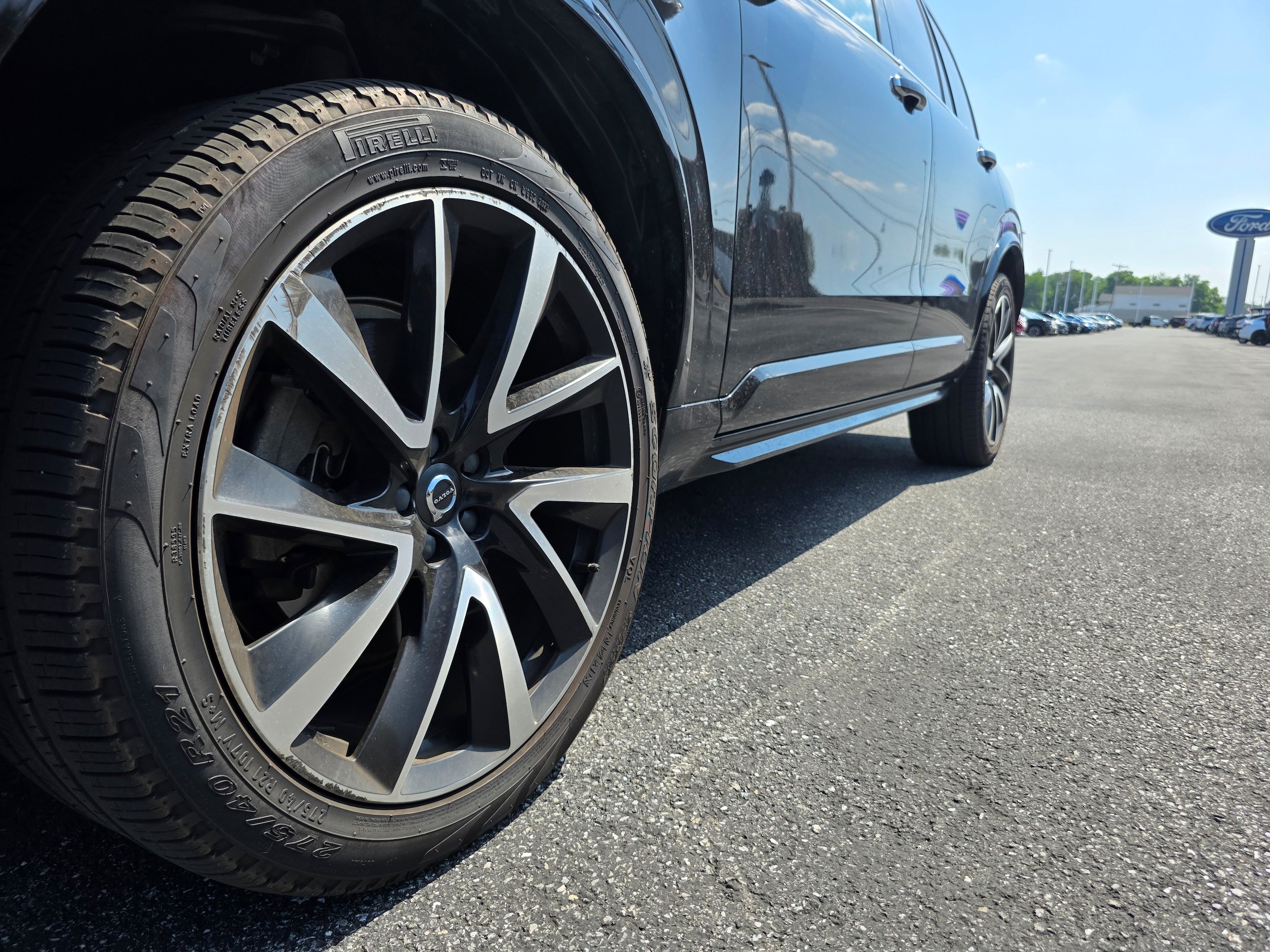 Used 2018 Volvo XC90 T6 Momentum w/ Protection Package AWD/4WD image 21