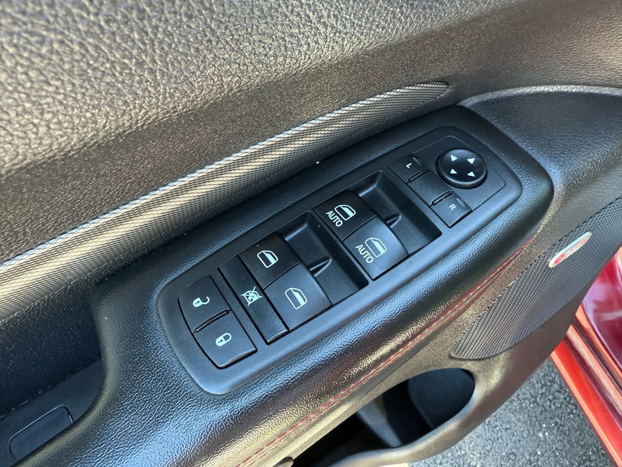 Used 2018 Dodge Durango GT w/ Technology Group AWD/4WD image 38