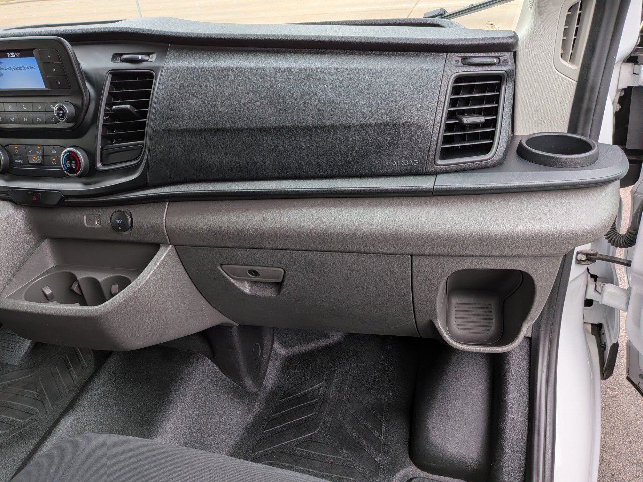 Used 2024 Ford Transit 250 w/ Exterior Upgrade Package image 13