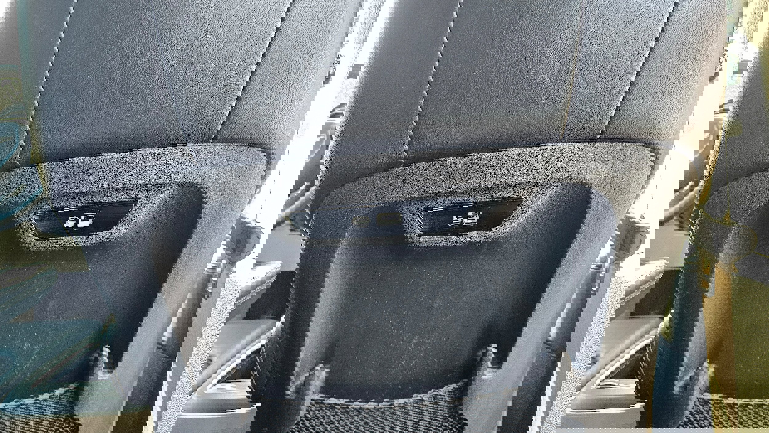 Used 2024 Chrysler Pacifica Touring-L image 13