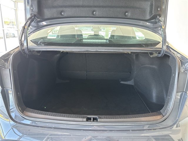 Used 2023 Toyota Corolla LE image 15