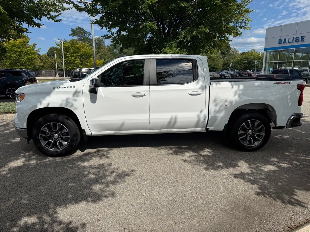 Used 2023 Chevrolet Silverado 1500 LT AWD/4WD image 2