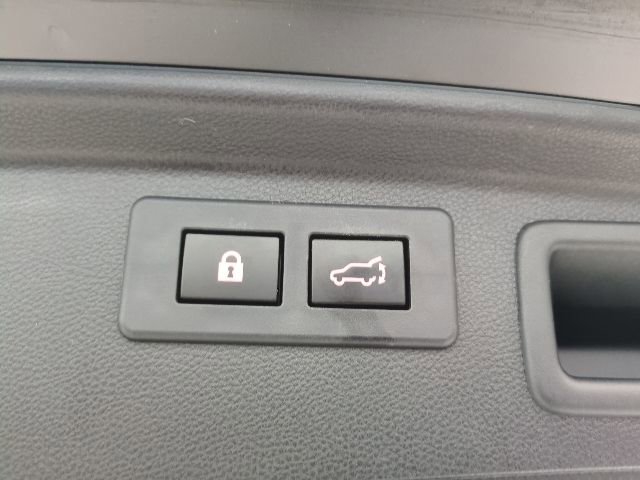 Used 2021 Subaru Forester Premium image 21