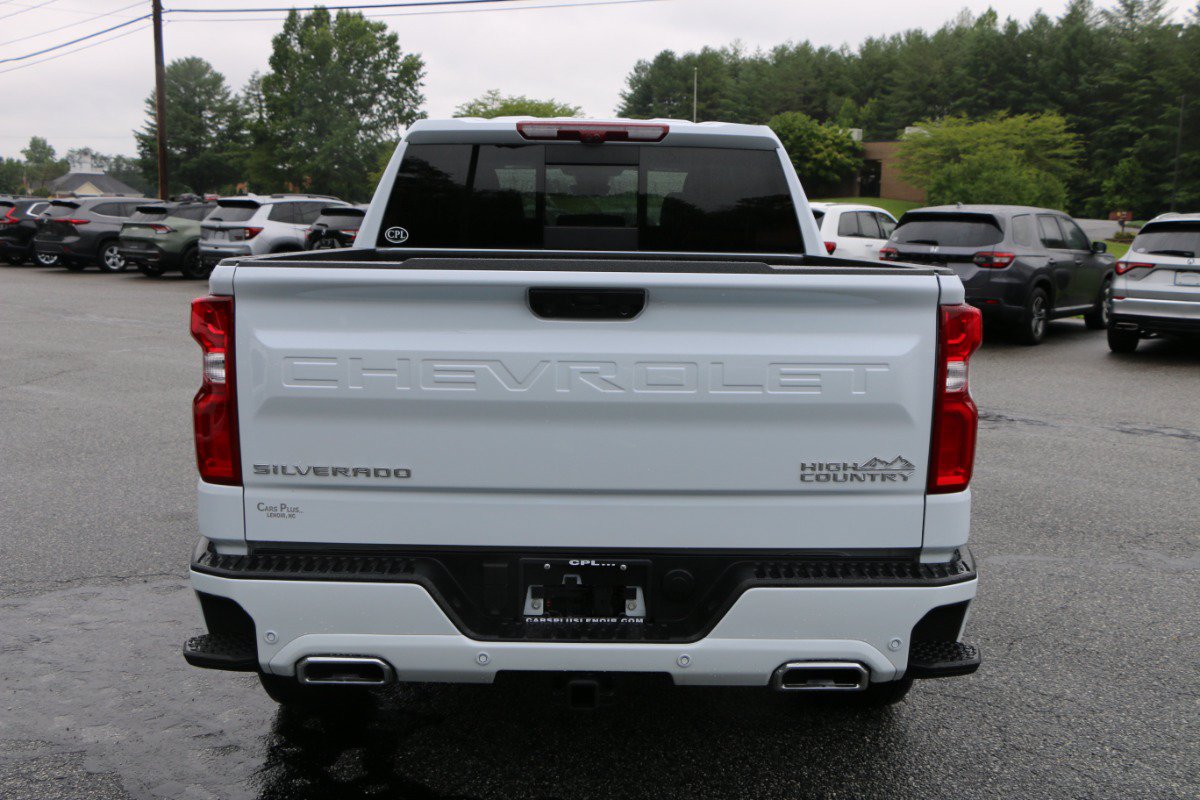 Used 2026 Chevrolet Silverado 1500 High Country AWD/4WD image 4