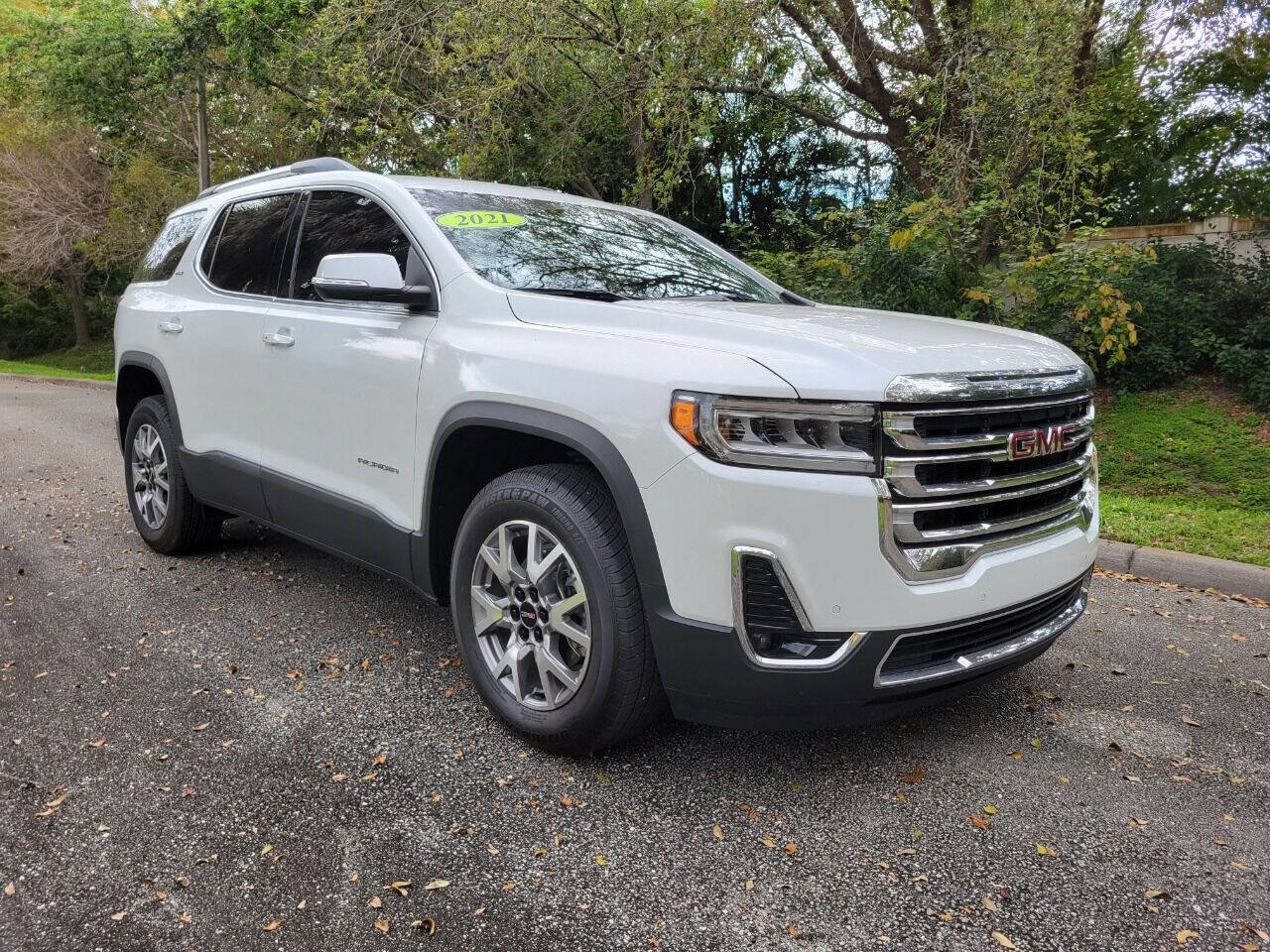 Used 2021 GMC Acadia SLT w/ Trailering Package