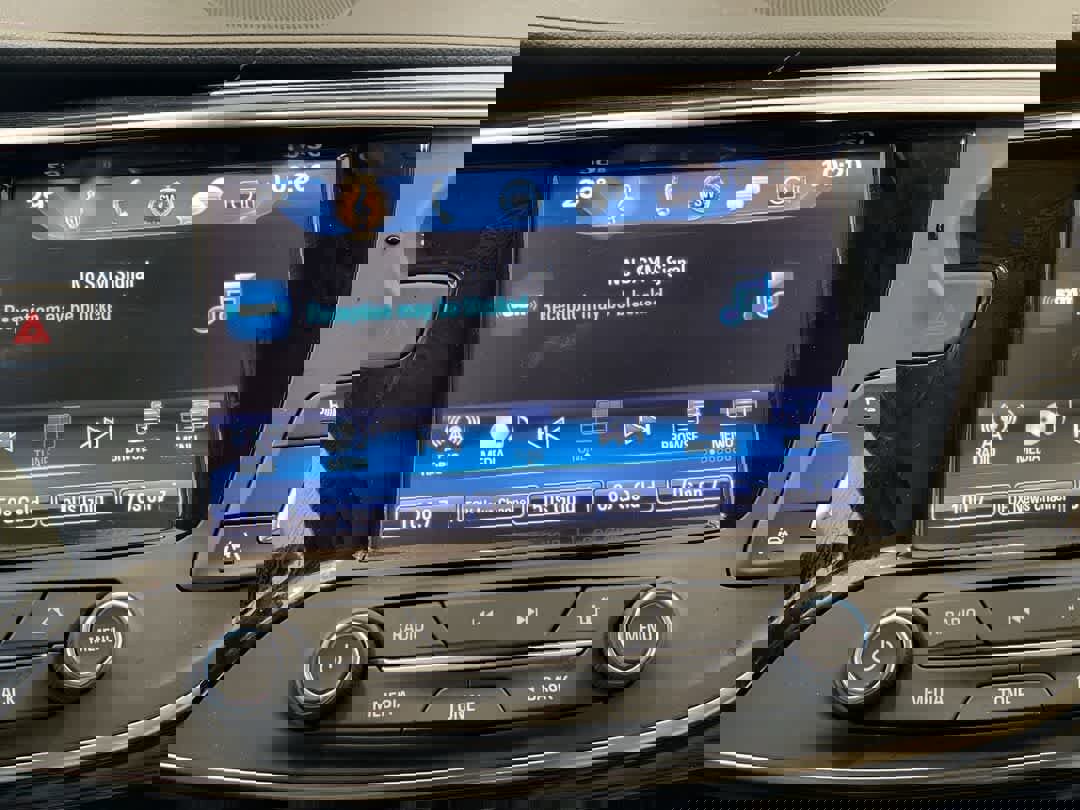 Used 2017 Buick Envision Premium w/ Driver Confidence Package image 19