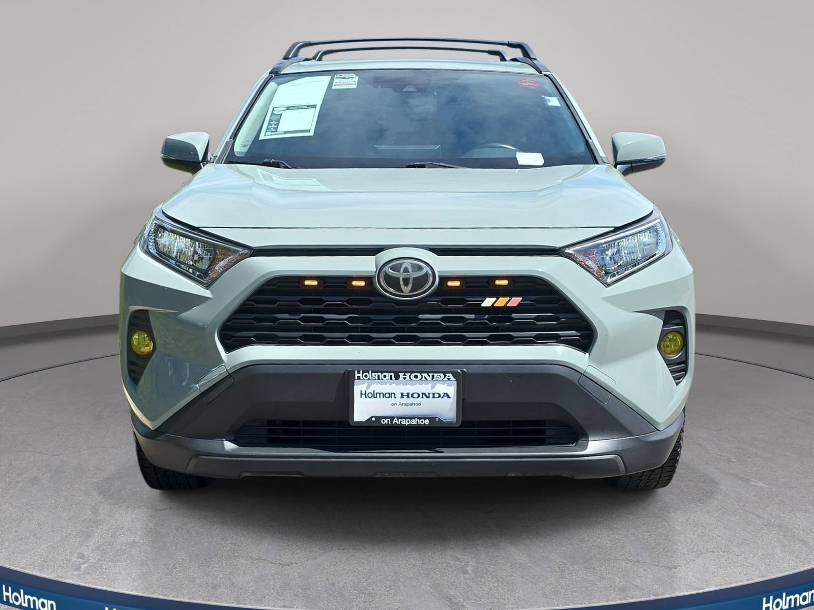 Used 2021 Toyota RAV4 XLE w/ Convenience Package AWD/4WD image 3