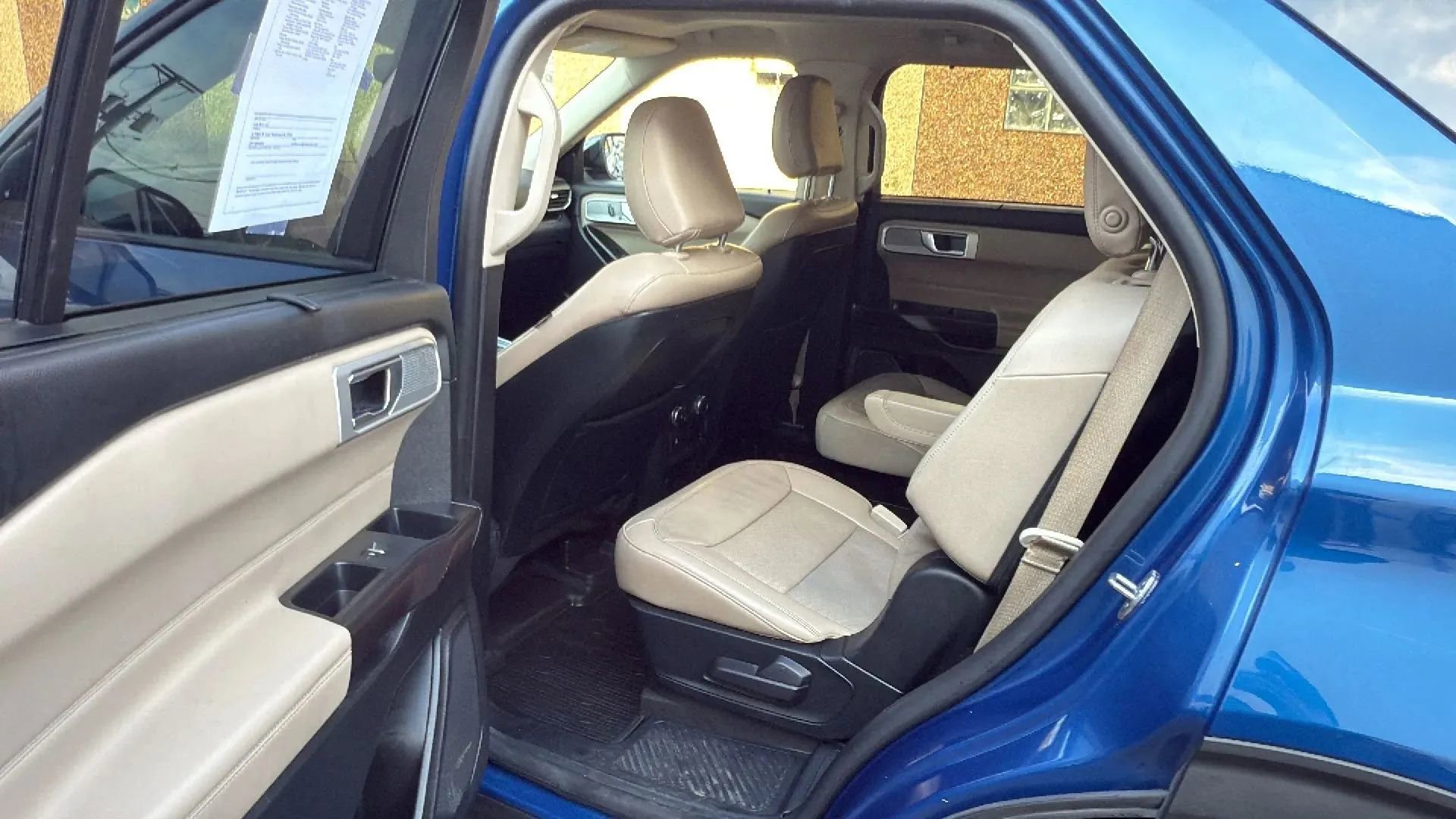 Used 2020 Ford Explorer Limited image 28