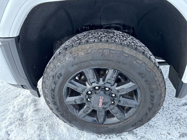 Used 2024 GMC Sierra 2500 AT4 w/ AT4 Preferred Package AWD/4WD image 10