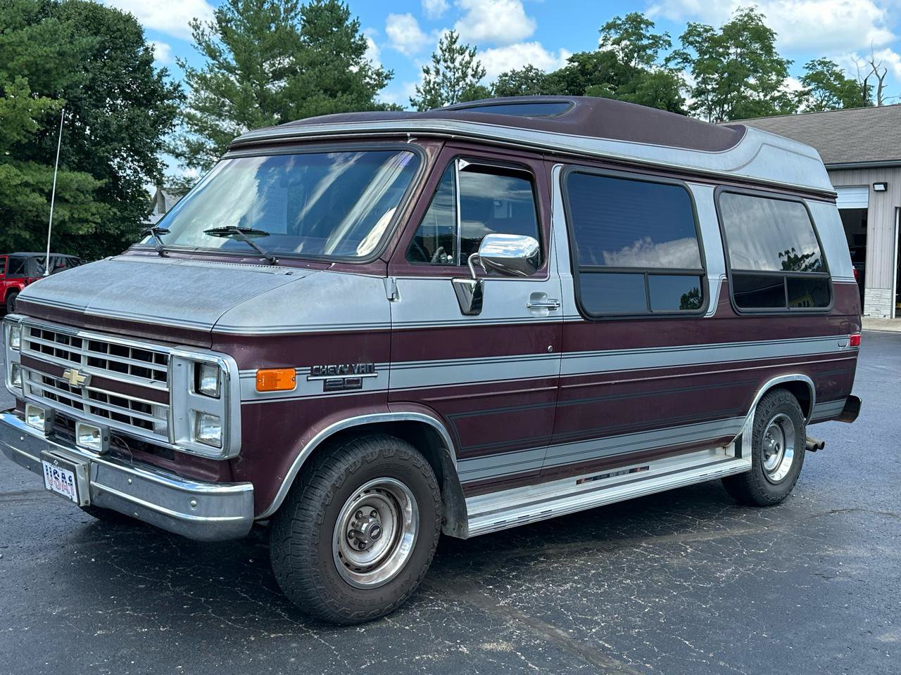 Used 1987 Chevrolet G20 RWD image 4