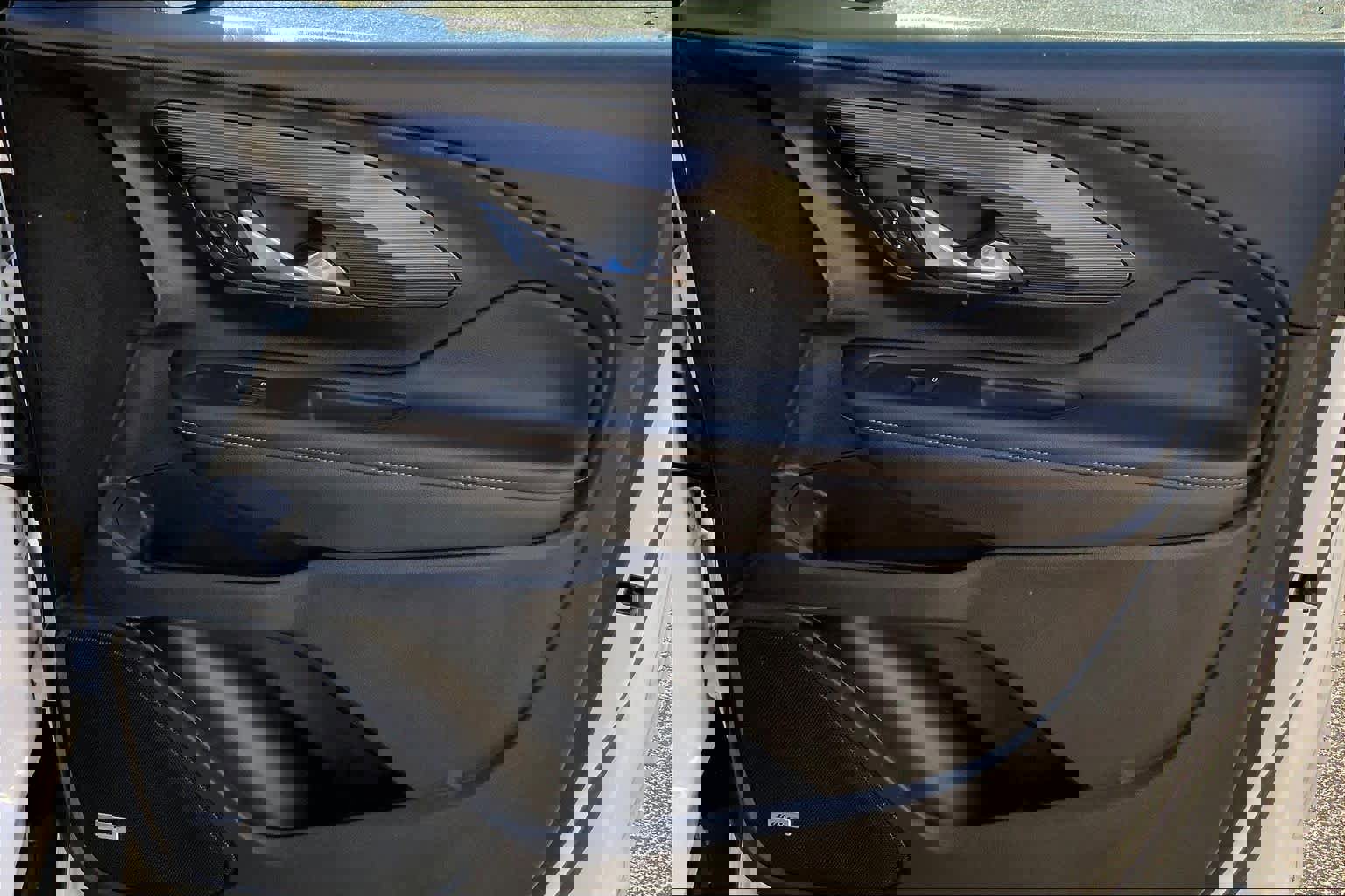 Used 2021 GMC Terrain SLT w/ Infotainment Package II image 23