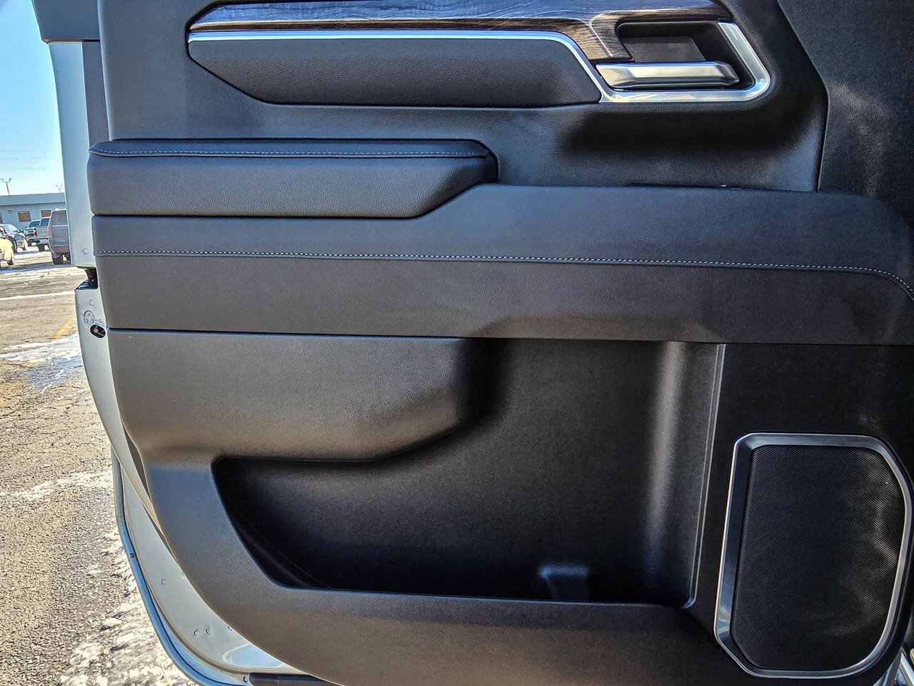 Used 2026 Chevrolet Silverado 2500 LTZ w/ LTZ Plus Package image 39