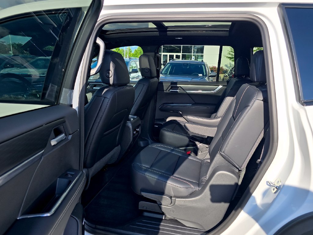 New 2026 GMC Acadia Elevation w/ Black Edition AWD/4WD image 21