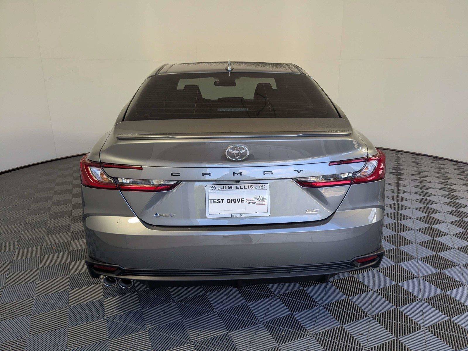 New 2026 Toyota Camry SE FWD image 5