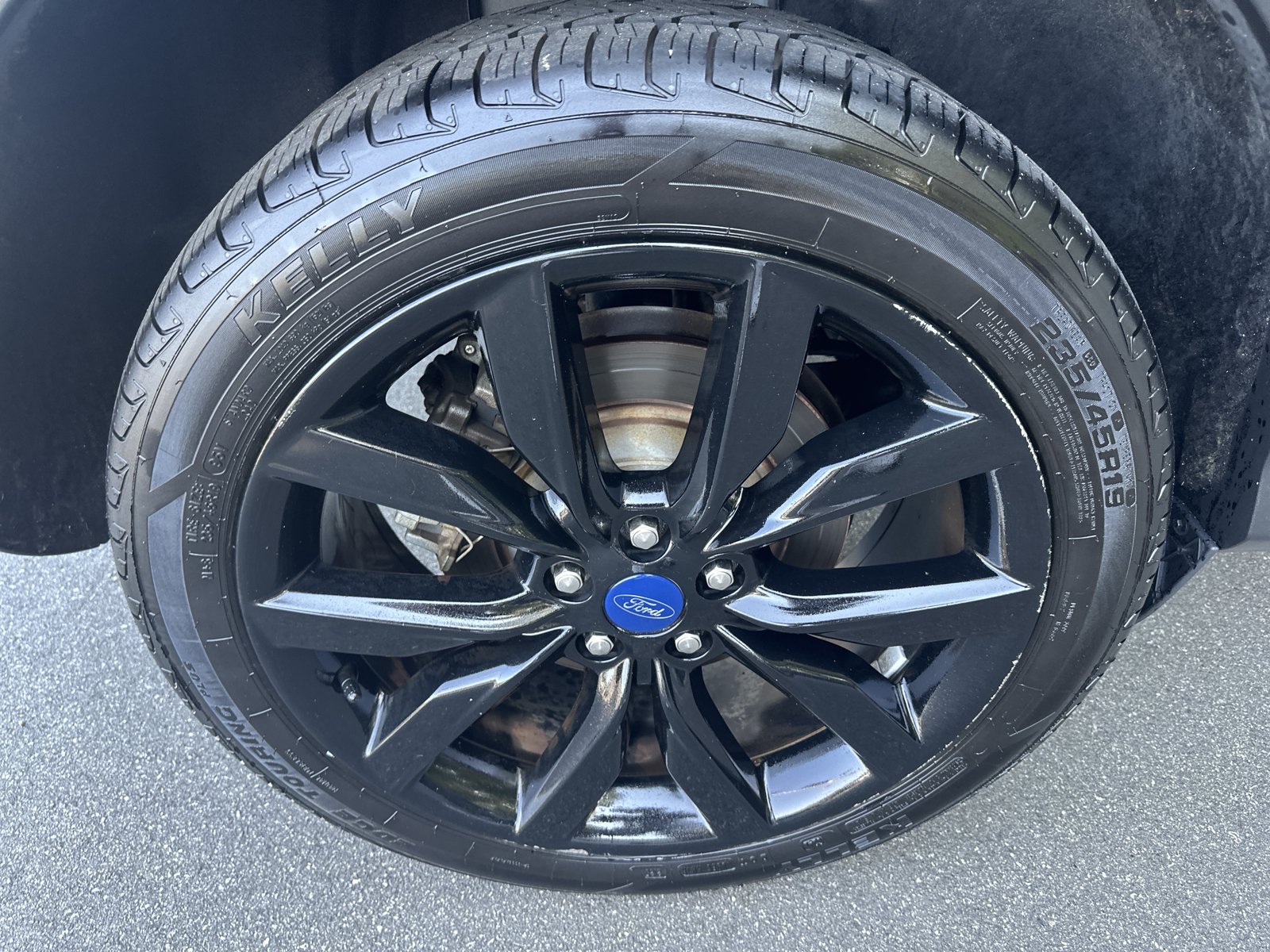 Used 2018 Ford Escape SE w/ SE Sport Appearance Package AWD/4WD image 30