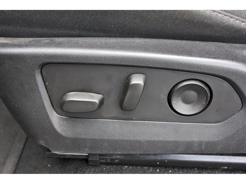 Used 2024 GMC Canyon Elevation w/ Convenience Package RWD image 27