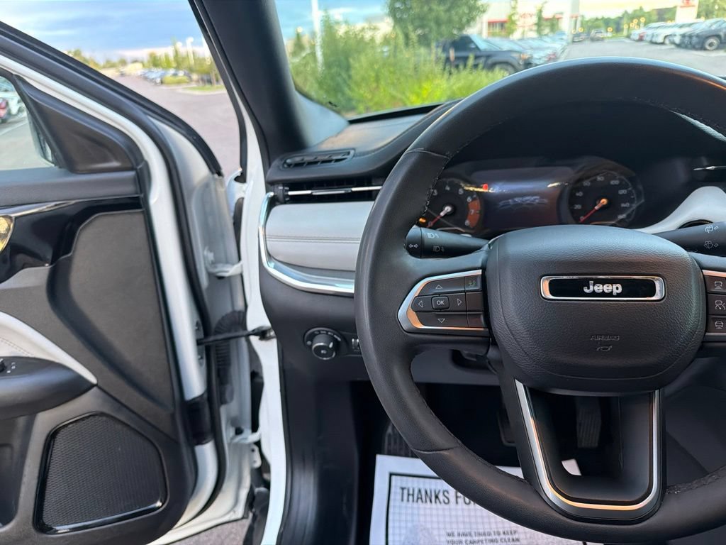 Used 2024 Jeep Compass Limited AWD/4WD image 24