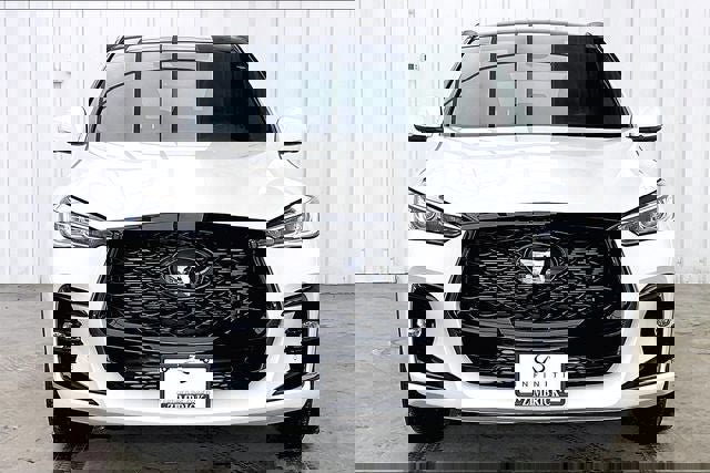 Certified 2025 INFINITI QX50 Sport w/ Cargo Package image 3