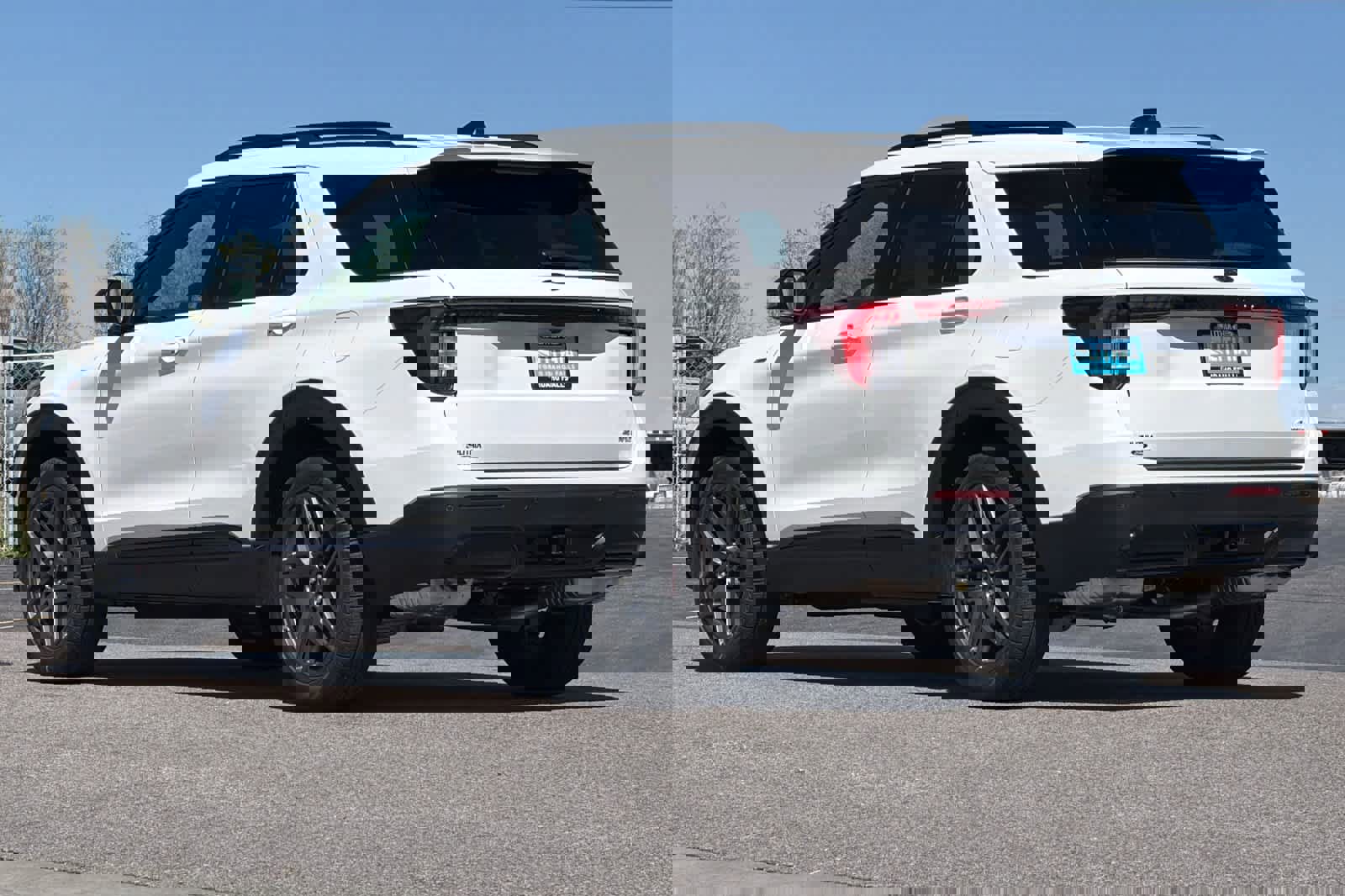 New 2026 Ford Explorer ST-Line image 13