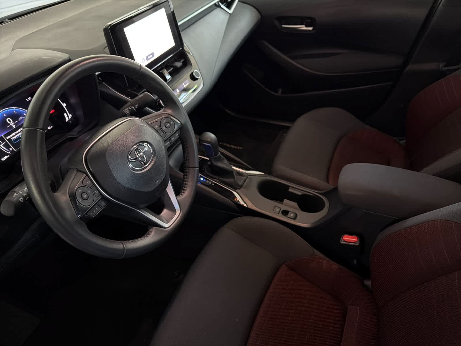 Used 2026 Toyota Corolla SE FWD image 11