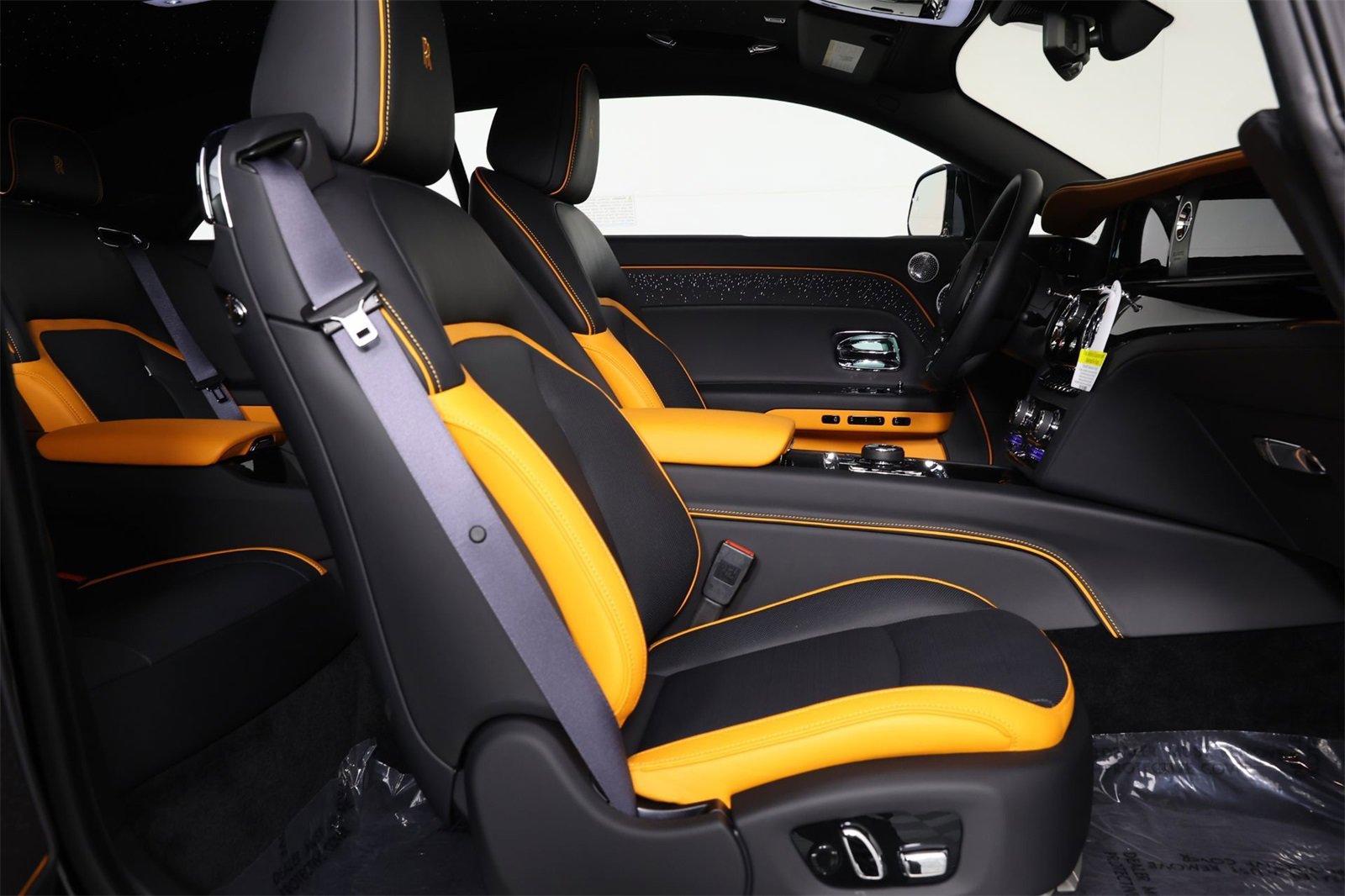 New 2025 Rolls-Royce Spectre w/ Spectre Launch Package image 33