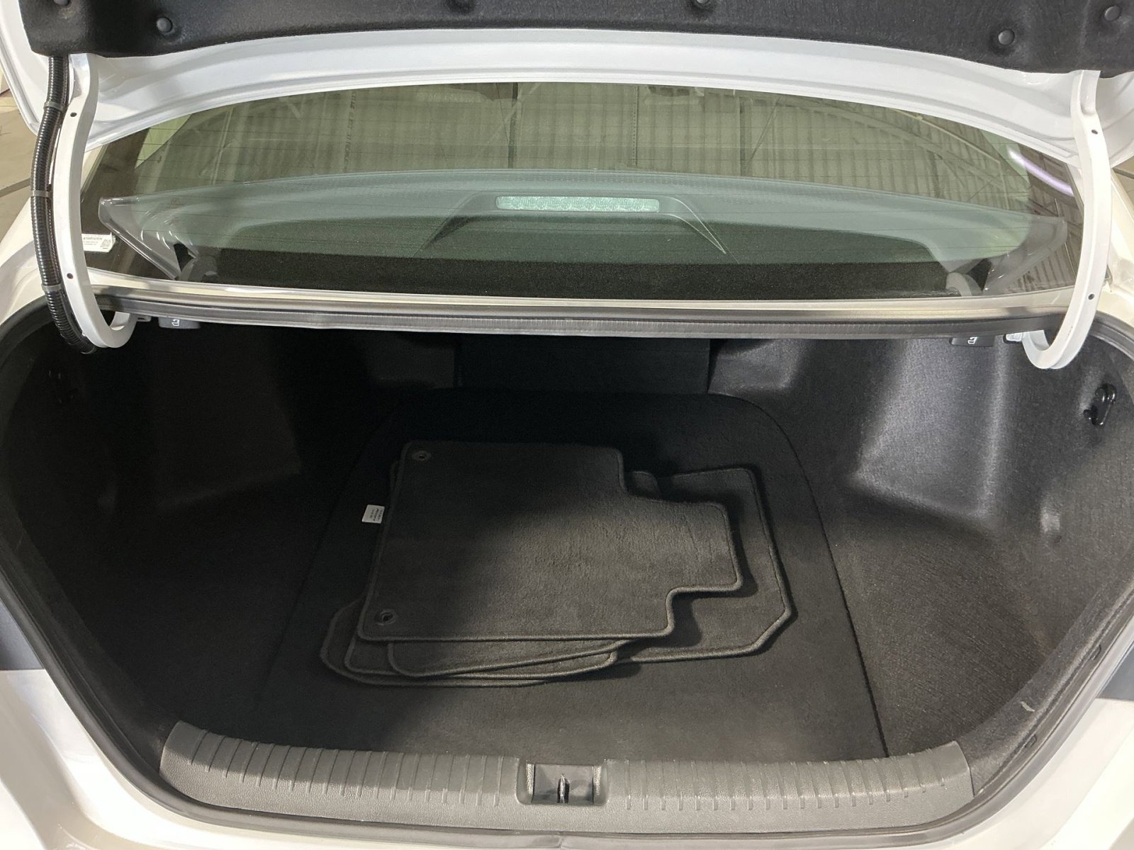 Used 2024 Honda Accord EX image 25