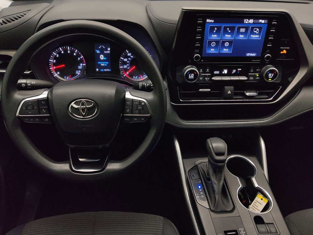 Used 2021 Toyota Highlander L FWD image 22