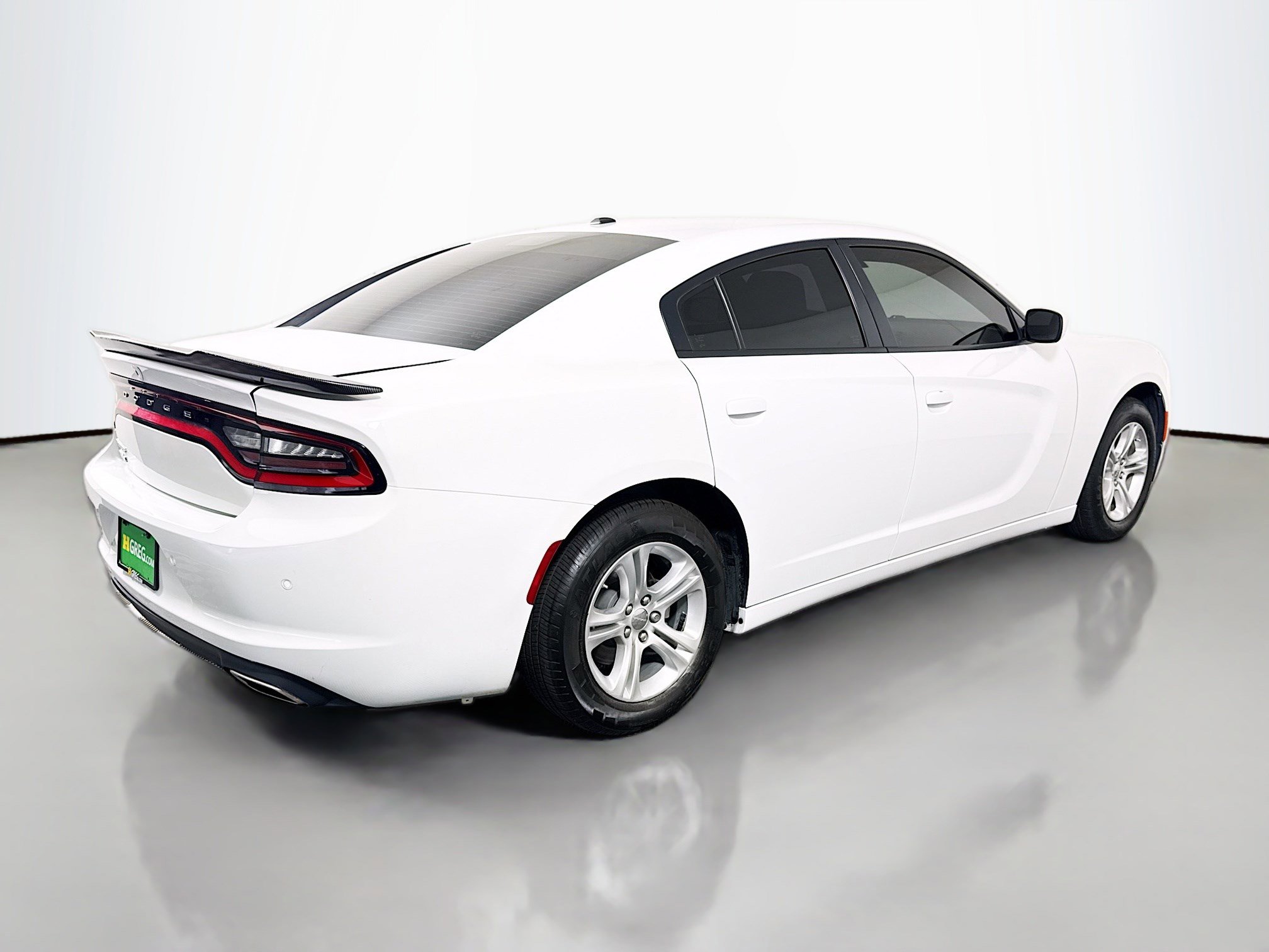 Used 2022 Dodge Charger SXT image 10