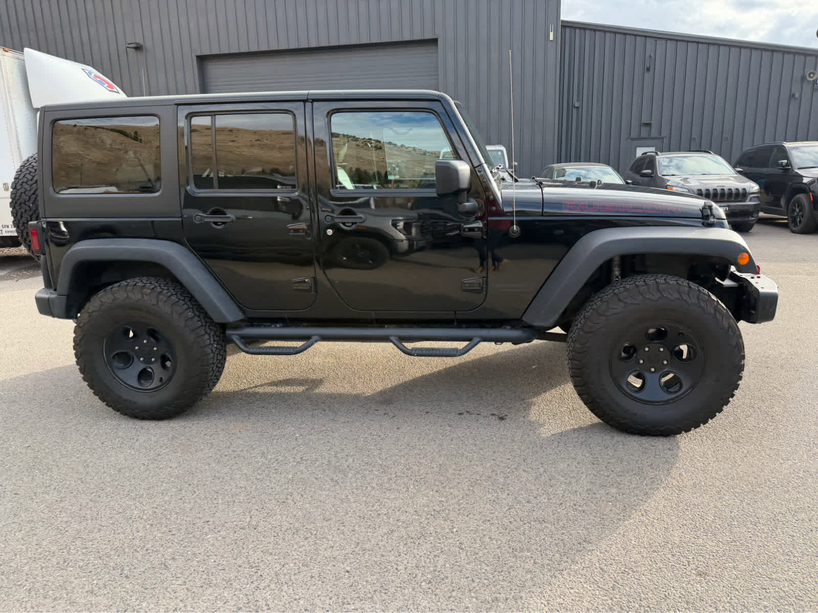 Used 2017 Jeep Wrangler Unlimited Rubicon image 8