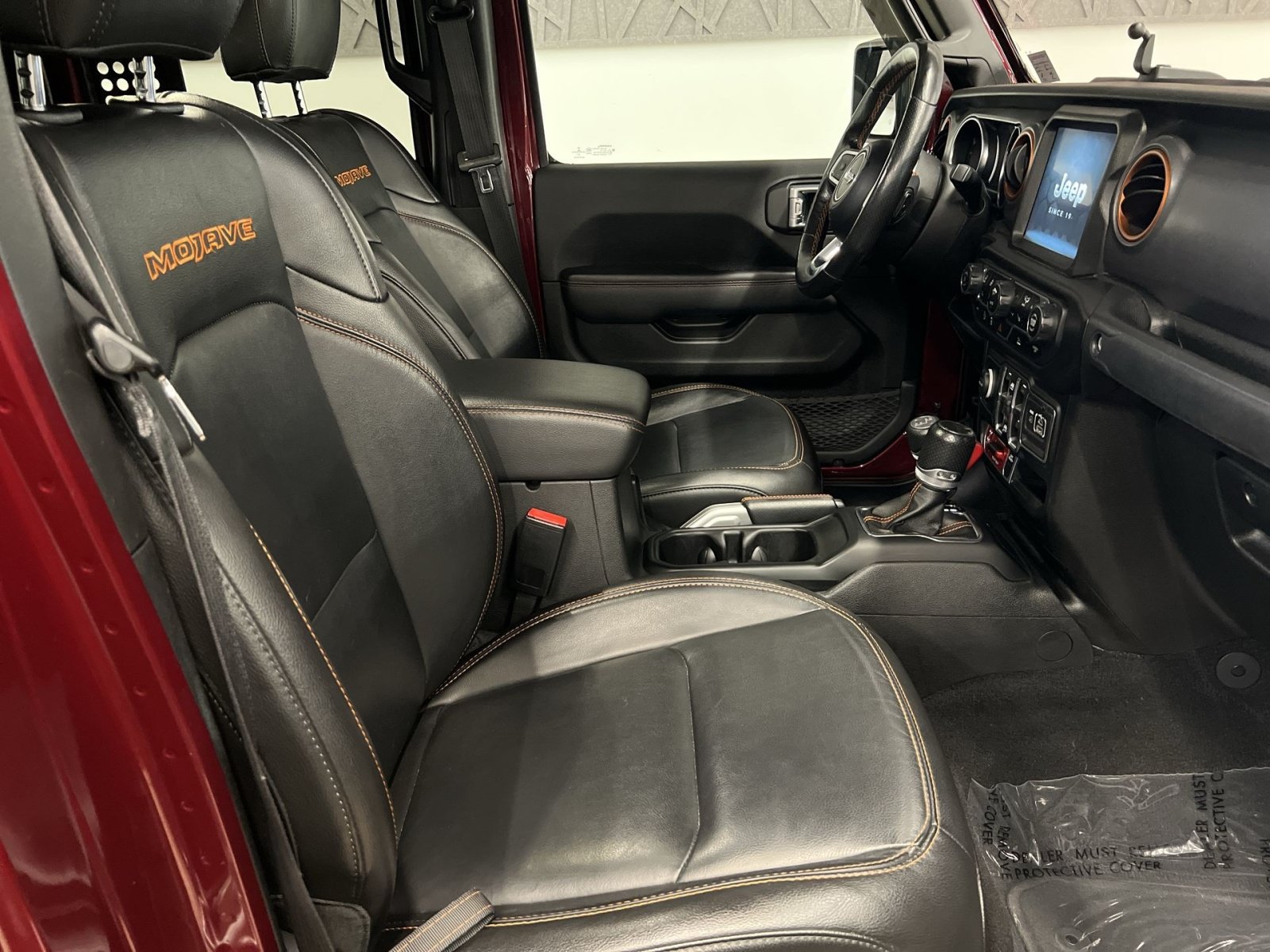 Used 2021 Jeep Gladiator Mojave AWD/4WD image 23