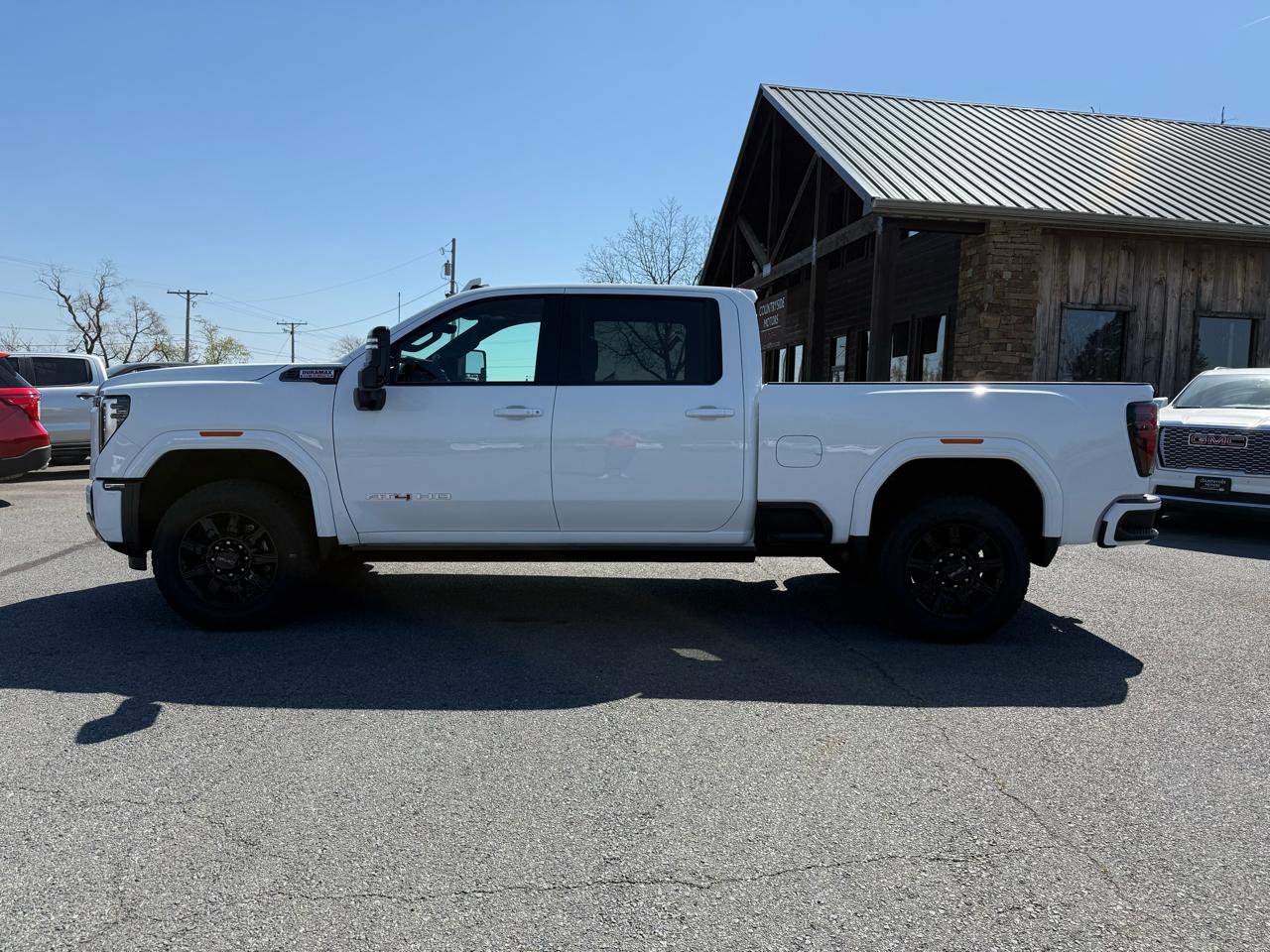Used 2024 GMC Sierra 2500 AT4 w/ AT4 Premium Plus Package image 3