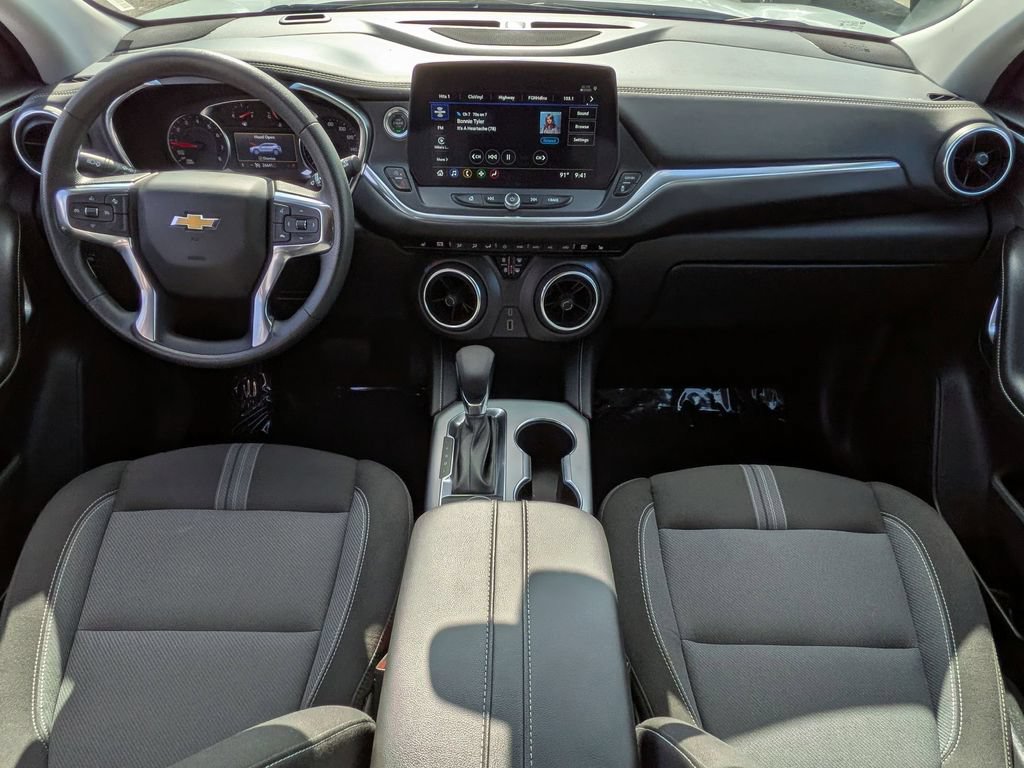 Used 2025 Chevrolet Blazer LT FWD image 24