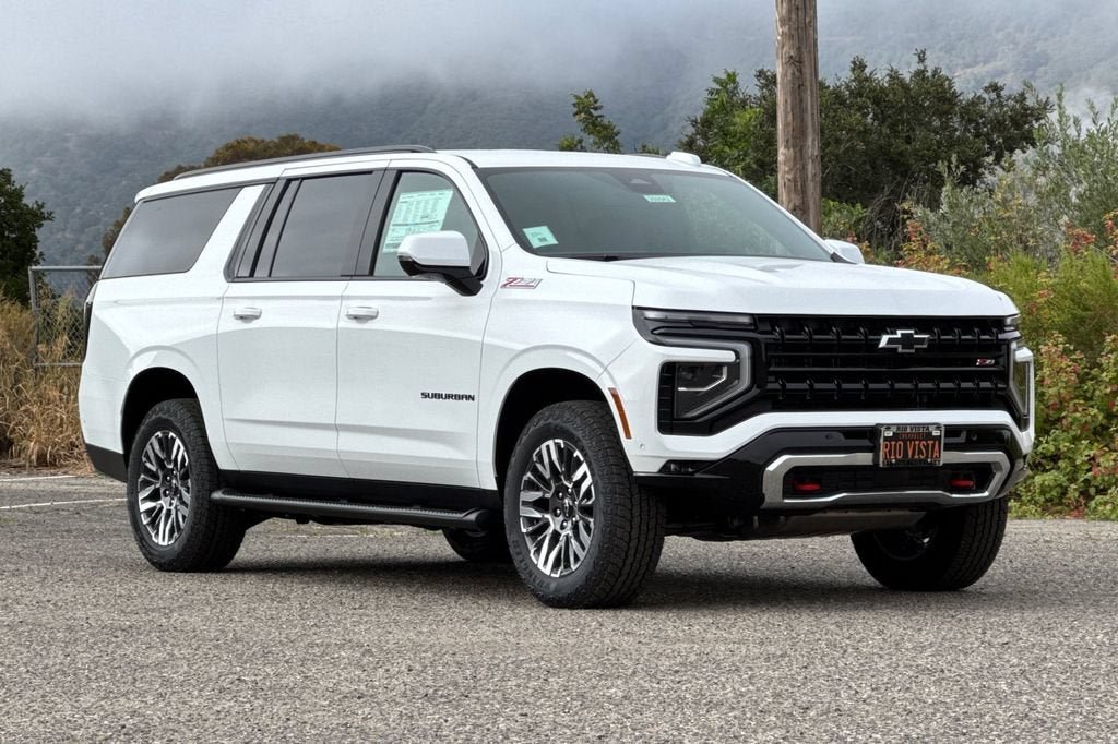 New 2026 Chevrolet Suburban Z71 w/ Comfort Package AWD/4WD image 2
